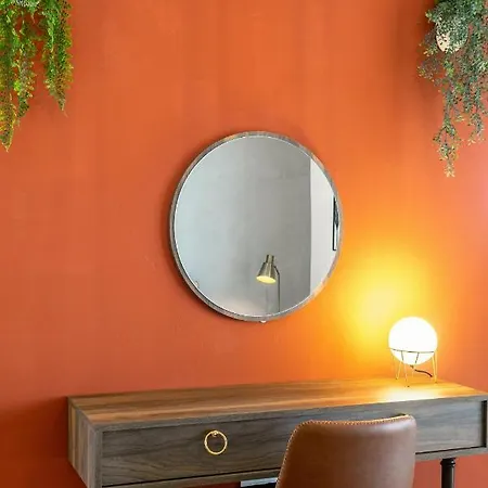 Апартаменти Hot Tub Sea View *