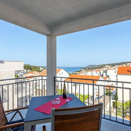 Апартаменти Hot Tub Sea View Хвар