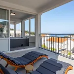 Hot Tub Sea View 公寓